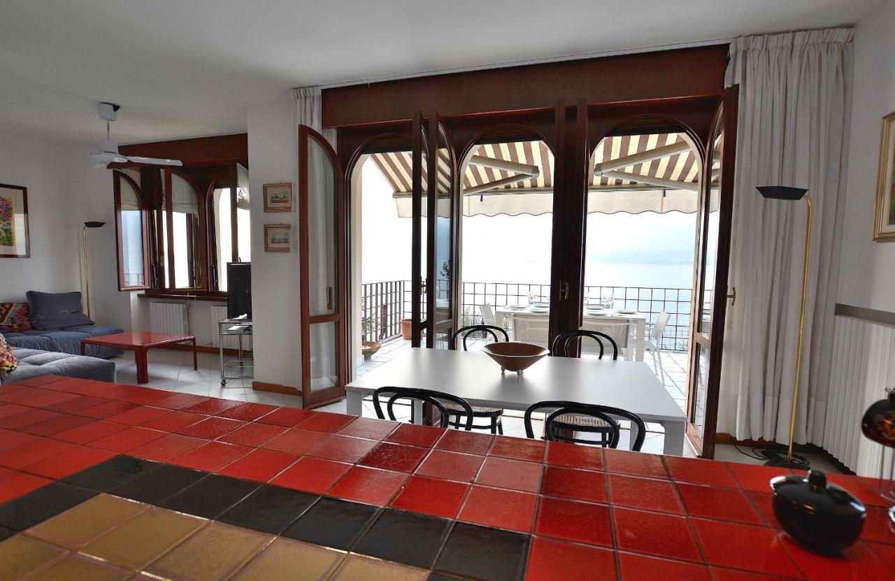 Apartment Frader Otto With Lake View Torri Del Benaco Bagian luar foto