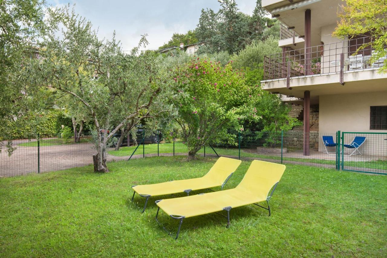 Apartment Frader Otto With Lake View Torri Del Benaco Bagian luar foto